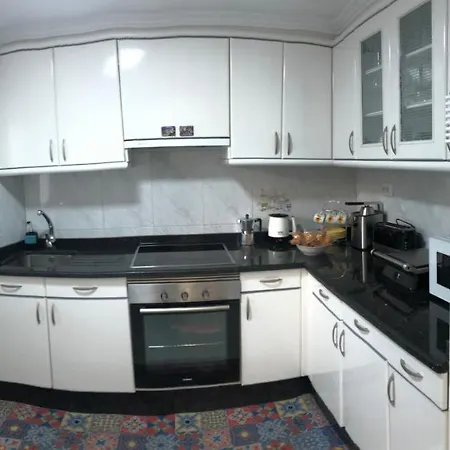 Casa Yanira Feriehus *
